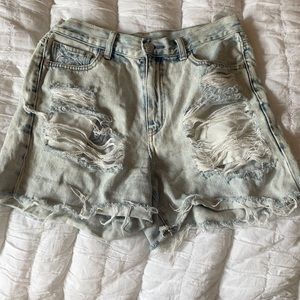 American eagle mom jean shorts